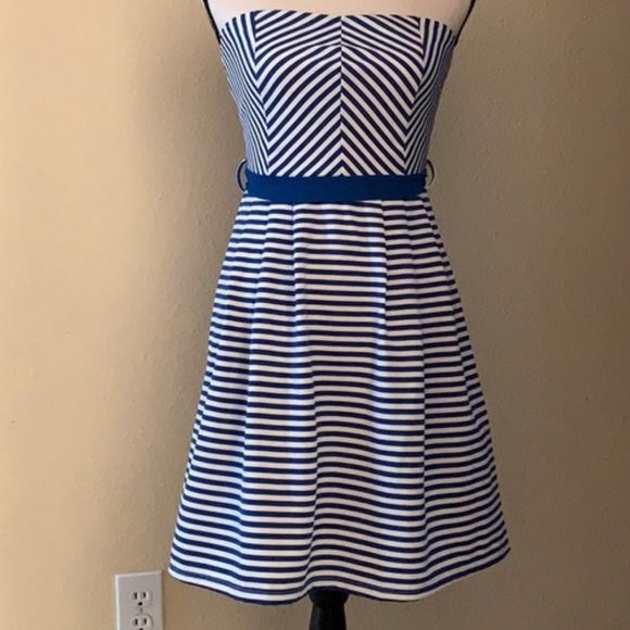 Ya Los Angeles Dresses & Skirts - Adorable Blue and White Stripe  Size M